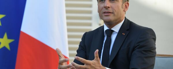 Президент Франции Эммануэль Макрон Президент Франции Эммануэль Макрон - Sputnik Грузия