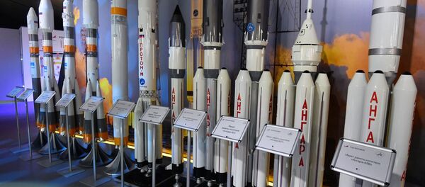 Макеты российский ракет-носителей на Международном авиационно-космическом салоне МАКС-2019  - Sputnik Грузия
