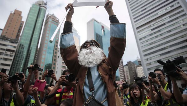 Протесты в Гонконге против насилия полиции  - Sputnik Грузия