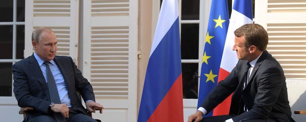ვლადიმირ პუტინი და ემანუელ მაკრონი  - Sputnik საქართველო