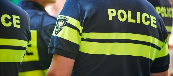 Патрульная полиция. Полицейские за работой. Кордон на акции протеста - Sputnik Грузия