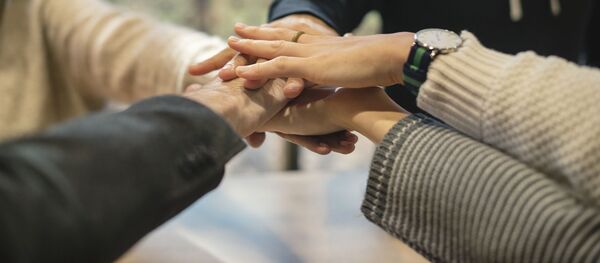 Волонтеры  - Sputnik Грузия