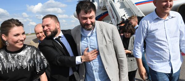 Руководитель портала РИА Новости Украина Кирилл Вышинский прибыл из Киева в Москву - Sputnik Грузия