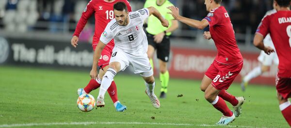 Матч между сборными Грузии и Дании по футболу - Sputnik Грузия