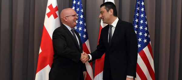 ფილიპ რიკერი და გიორგი გახარია ფილიპ რიკერი და გიორგი გახარია - Sputnik საქართველო