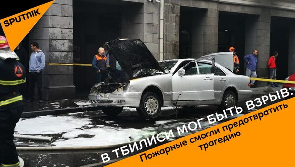 В центре Тбилиси мог произойти взрыв: пожарные спасли ситуацию - видео ЧП - Sputnik Грузия