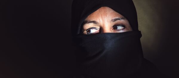 მუსლიმი ქალი ჰიჯაბით მუსლიმი ქალი ჰიჯაბით - Sputnik საქართველო