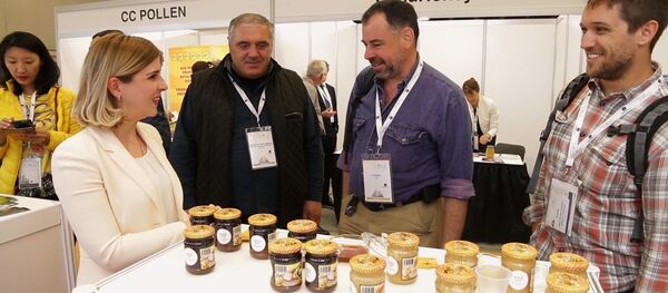 თაფლის გამოფენა კანადაში თაფლის გამოფენა კანადაში - Sputnik საქართველო