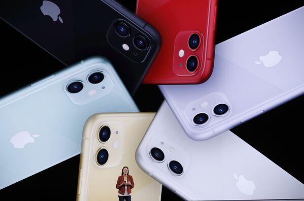  Компания Apple на презентации представила iPhone 11, iPhone 11 Pro и iPhone 11 Pro Max - Sputnik Грузия