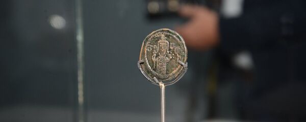 Монета эпохи грузинского царя Давида Агмашенебели (Строителя) - Sputnik Грузия