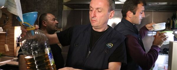 სურსათის ეროვნულმა სააგენტომ თბილისში 57 ობიექტი შეამოწმა სურსათის ეროვნულმა სააგენტომ თბილისში 57 ობიექტი შეამოწმა - Sputnik საქართველო