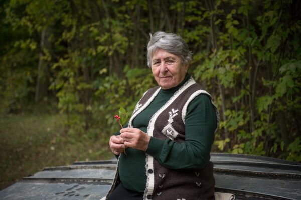 Такая сильная любовь: влюбленный грузин превратил мусорную свалку в живописное озеро - Sputnik Грузия