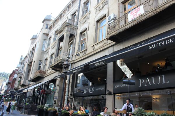 Пароход с подсолнухами: история Доходного дома тифлисского нефтяного магната - Sputnik Грузия