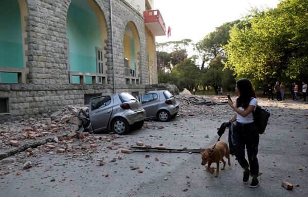 В Тиране произошло сильнейшее за последние 30 лет землетрясение - Sputnik Грузия