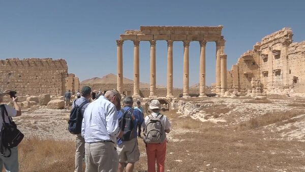 Туристы возвращаются в сирийскую Пальмиру - Sputnik Грузия