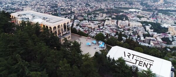 Арттент — новое инновационное выставочное пространство Арттент — новое инновационное выставочное пространство - Sputnik Грузия