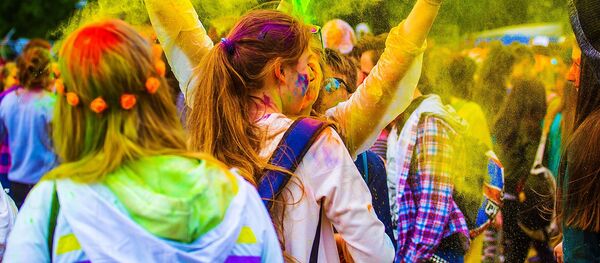 Ученые доказали связь восприятия цвета с национальностью - Sputnik Грузия