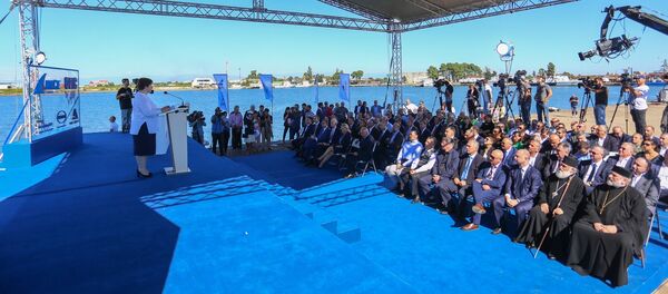 Церемония начала строительства терминала в Потийском порту Церемония начала строительства терминала в Потийском порту - Sputnik Грузия