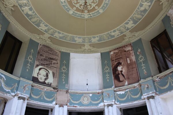 Аполло - судьба последнего из старейших кинотеатров Тбилиси - Sputnik Грузия