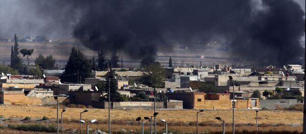 Ситуация на границе Турции и Сирии. Территория Сирии после бомбардировки с турецкой стороны - Sputnik Грузия