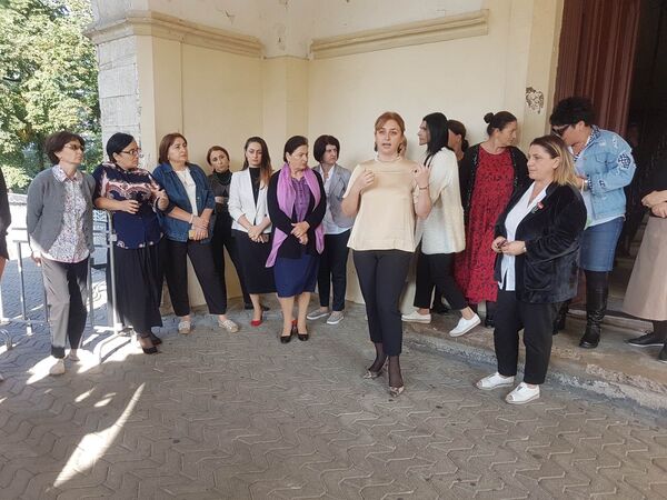 დადიანების მუზეუმის თანამშრომლები გაფიცვას გეგმავენ დადიანების მუზეუმის თანამშრომლები გაფიცვას გეგმავენ - Sputnik საქართველო