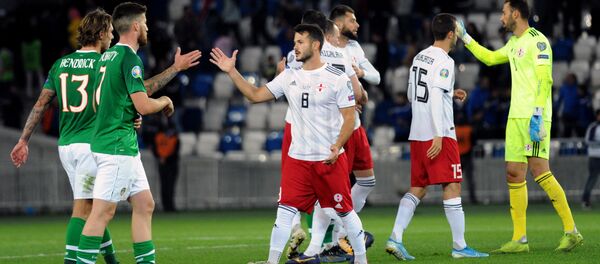 Матч между сборными Грузии и Ирландии по футболу - Sputnik Грузия