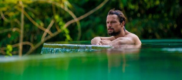 Режиссер, актер  театра и кино Данила Козловский на отдыхе - Sputnik Грузия