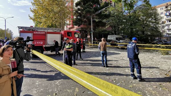 Взрыв газа в жилом доме на проспекте Гурамишвили в столице Грузии - Sputnik Грузия