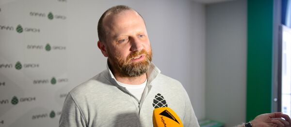 Лидер партии Гирчи Зураб Джапаридзе Лидер партии Гирчи Зураб Джапаридзе - Sputnik Грузия