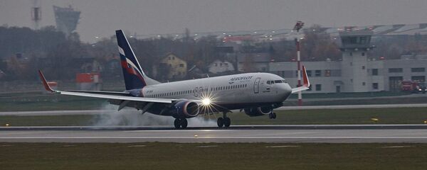 Пассажирский самолет компании Аэрофлот Пассажирский самолет компании Аэрофлот - Sputnik Грузия