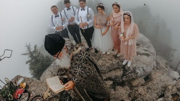 Грузинская свадьба на горе Цхраджвари  - Sputnik Грузия