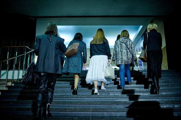 Ну что ж, неделя моды Mercedes Benz Fashion Week подходит к концу. Но в следующем году в Тбилиси это модное событие вновь откроет свои двери - Sputnik Грузия
