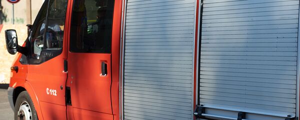 Пожарно-спасательная служба 112. Пожарные-спасатели на месте ЧП - Sputnik Грузия