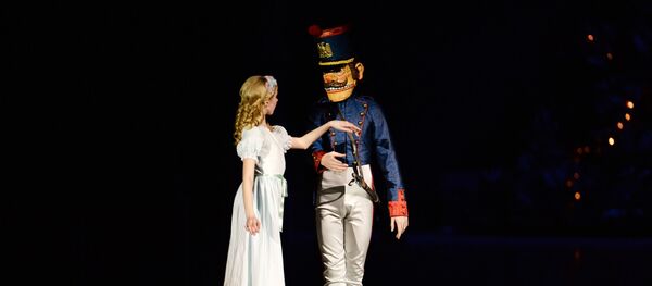 „მაკნატუნას“ პრემიერა ნოვოსიბირსკის ოპერის თეატრში „მაკნატუნას“ პრემიერა ნოვოსიბირსკის ოპერის თეატრში - Sputnik საქართველო