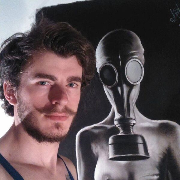 იატაკიდან ამოჩრილი ლურსმანი, როგორც შთაგონების წყარო: დავით ქარდავას აირწინაღიანი სამყარო იატაკიდან ამოჩრილი ლურსმანი, როგორც შთაგონების წყარო: დავით ქარდავას აირწინაღიანი სამყარო - Sputnik საქართველო