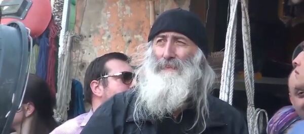 ბერი ნიკოლოზი და მისი მრევლი ბერი ნიკოლოზი და მისი მრევლი - Sputnik საქართველო