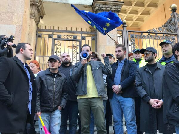 Парламент Грузии провалил избирательную реформу Парламент Грузии провалил избирательную реформу - Sputnik Грузия