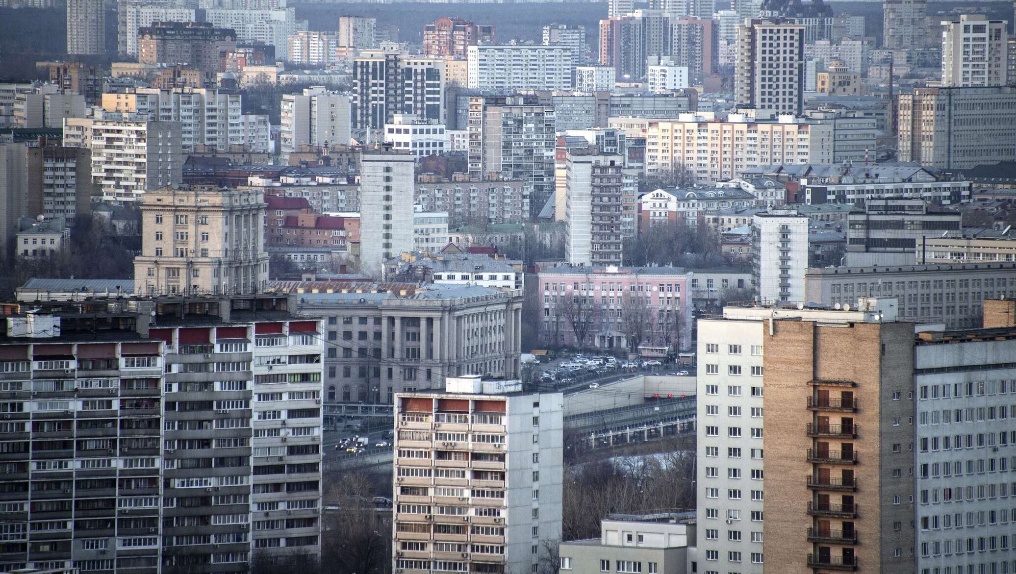 Город стать. Город стал ближе.