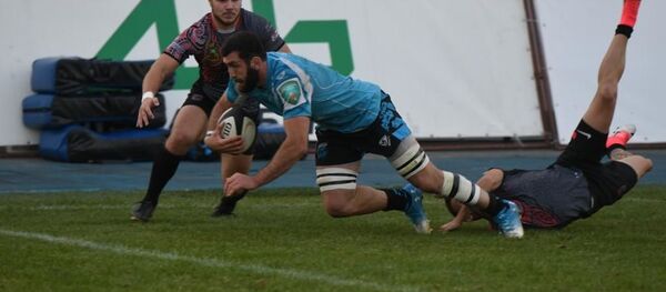 Игрок Енисея Михаил Гачечиладзе Игрок Енисея Михаил Гачечиладзе - Sputnik Грузия