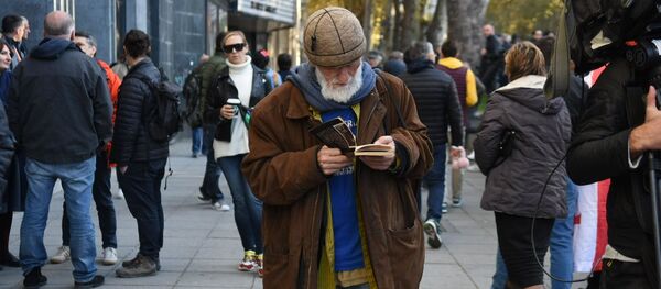 Антиправительственная акция протеста у здания парламента Грузии 17 ноября 2019 - Sputnik Грузия