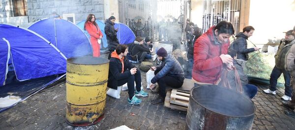 Акция протеста у парламента Грузии 18 ноября 2019 Акция протеста у парламента Грузии 18 ноября 2019 - Sputnik Грузия