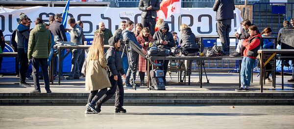 ვითარება საქართველოს პარლამენტთან 19 ნოემბერს ვითარება საქართველოს პარლამენტთან 19 ნოემბერს - Sputnik საქართველო