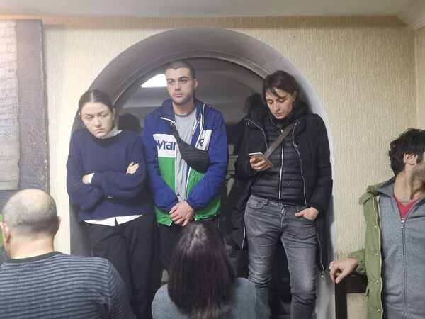 Суд вынес решение в отношении шести задержанных во время разгона в Тбилиси Суд вынес решение в отношении шести задержанных во время разгона в Тбилиси - Sputnik Грузия