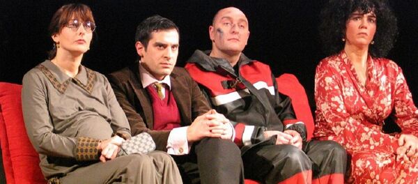 Спектакль Лысая певица Театра киноактера Туманишвили Спектакль Лысая певица Театра киноактера Туманишвили - Sputnik Грузия