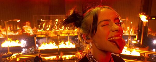 Исполнительница Билли Айлиш - Sputnik Грузия