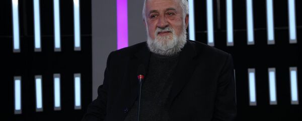 Политолог Вахтанг Дзабирадзе - Sputnik Грузия