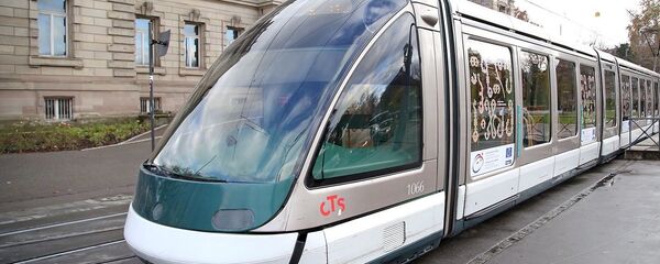 Трамвай с грузинским алфавитом в Страсбурге - Sputnik Грузия