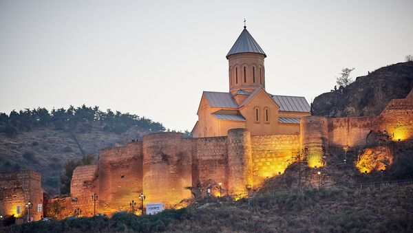 Крепость Нарикала и церковь Святого Николая в столице Грузии - Sputnik Грузия