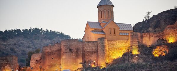 Крепость Нарикала и церковь Святого Николая в столице Грузии Крепость Нарикала и церковь Святого Николая в столице Грузии - Sputnik Грузия