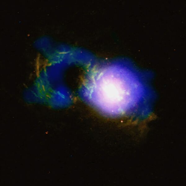 Квазар Teacup со сверхмассивной черной дырой SDSS 1430 + 1339 - Sputnik Грузия